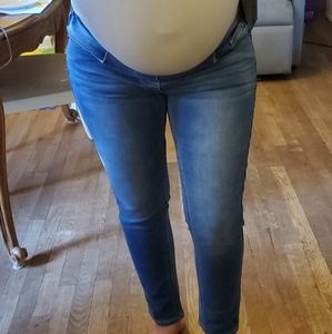 Lot of 5 Maternity jeans and house pants 👖